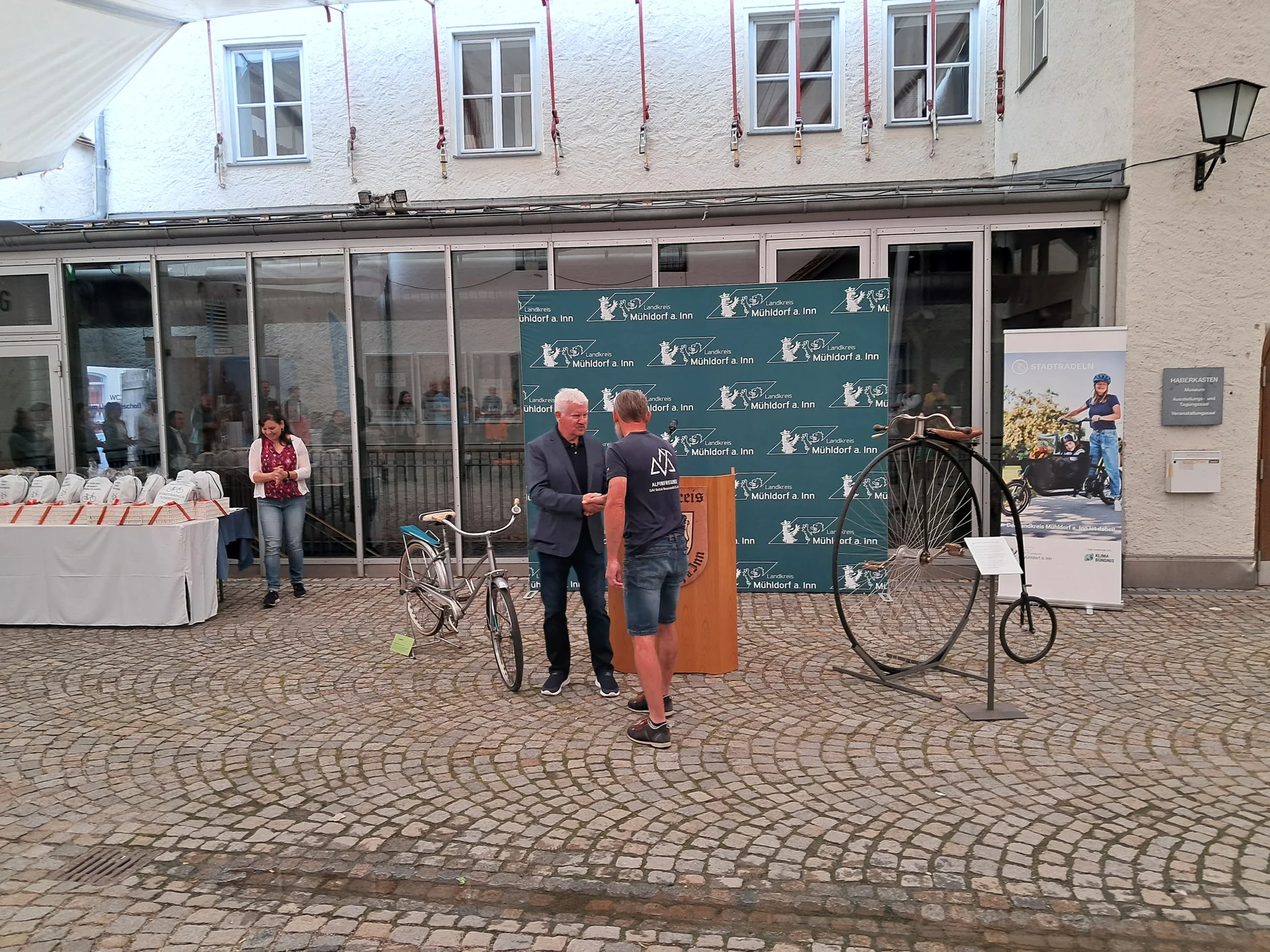 © Günther Honsowitz